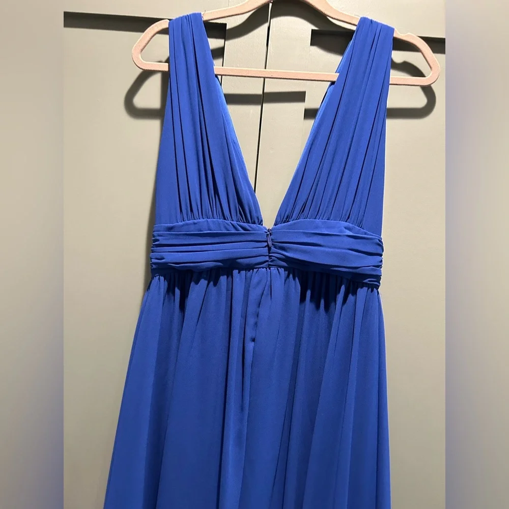 Lulu’s long blue dress - Picture 4 of 12